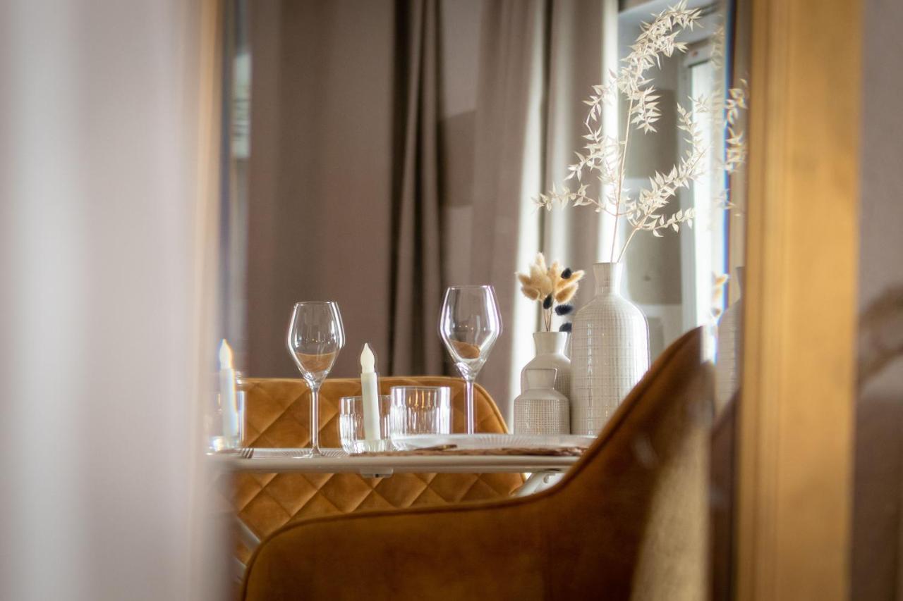 Love Room Boheme Les Petits Plaisirs Анже Экстерьер фото